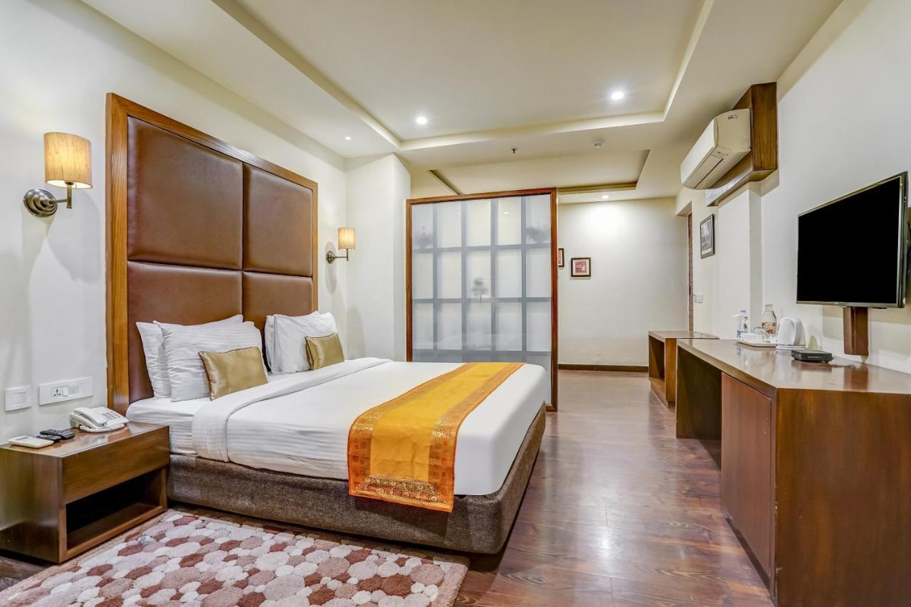 Townhouse 552Hotel Royal Court Jalandhar Luaran gambar