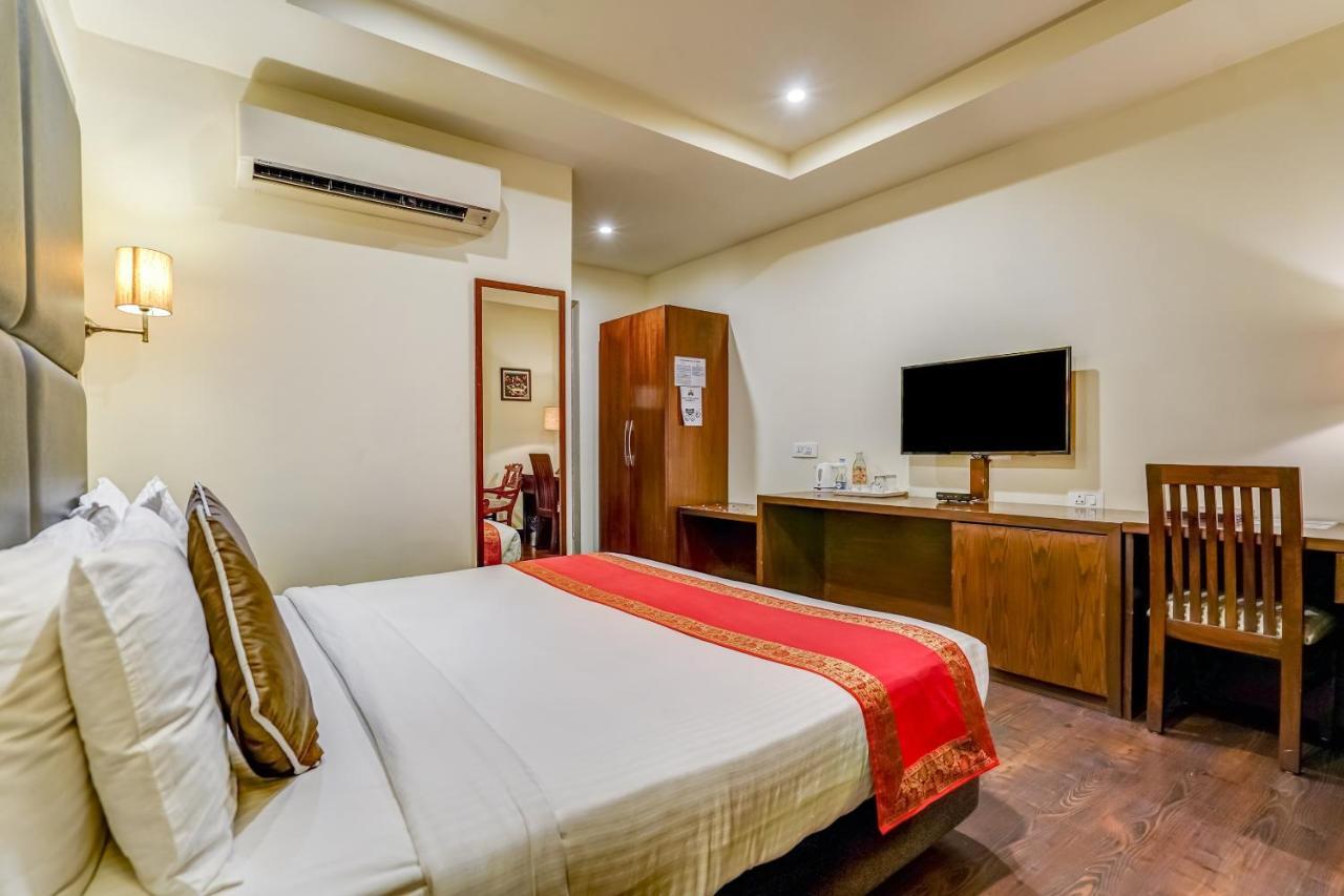 Townhouse 552Hotel Royal Court Jalandhar Luaran gambar